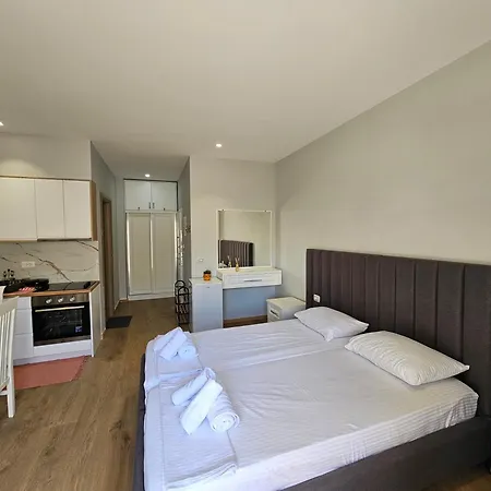 Apartment 2-leo's